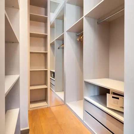 Sentire & Residences Taksim מלון 3*