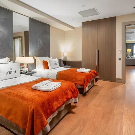 فندق سنتير آند ريزيدنسز 5*