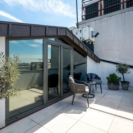 Hotel Sentire & Residences Taksim 3*